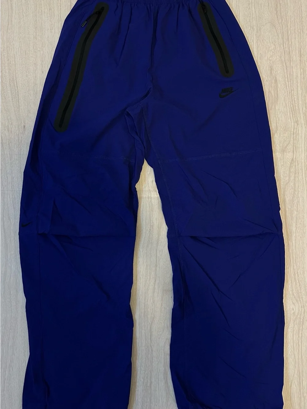 Nike Tech Men's Woven Trousers - Purple